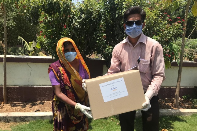 Dry radiation kit with benificiary