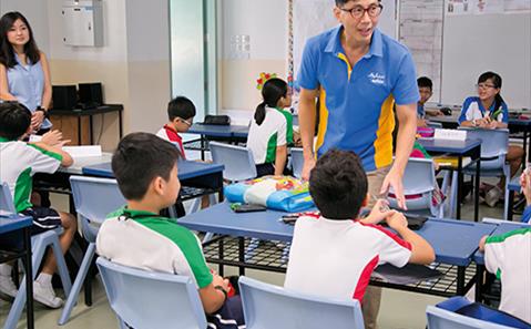 SABIC Asia teaching children