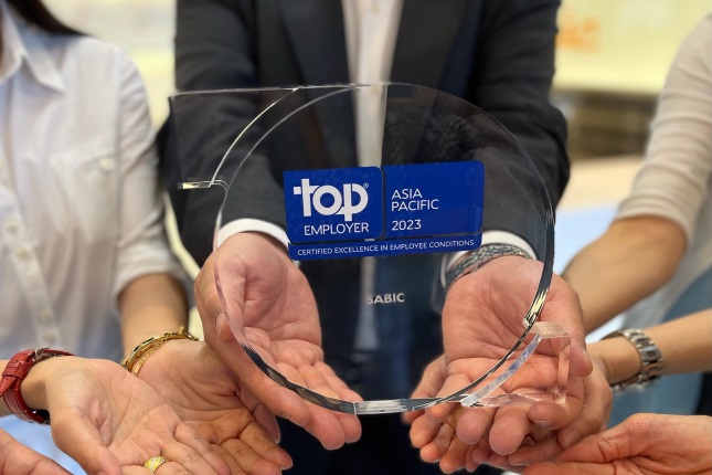 EMPLOYEE-CENTRIC HR POLICIES EARN SABIC THE TOP EMPLOYER AWARD IN APAC FOR A TENTH YEAR RUNNING