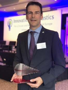 The Technology Director for SABIC’s Specialties strategic business unit, Luc Govaerts, received on behalf of his team, the Intelligent and Smart Plastics award at the second European Plastics Innovation Awards ceremony.