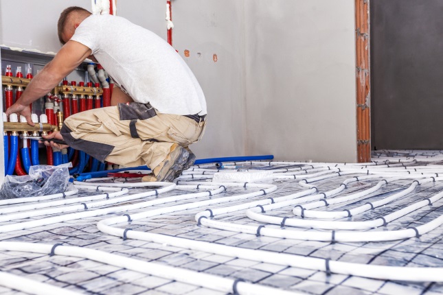 Pipefitter mounted underfloor heating